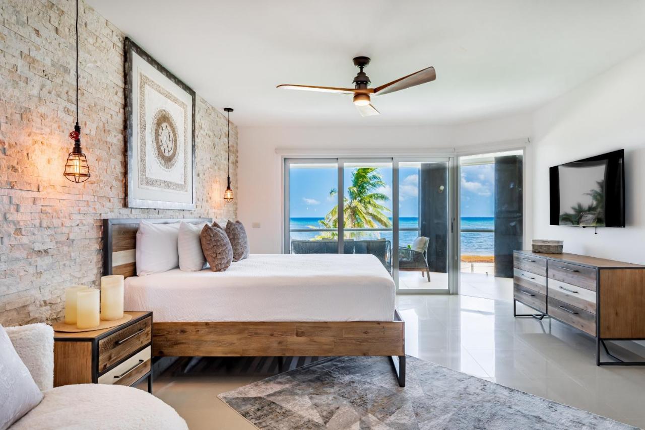 Gorgeous Ocean Front Casa Shell * Playa del Carmen