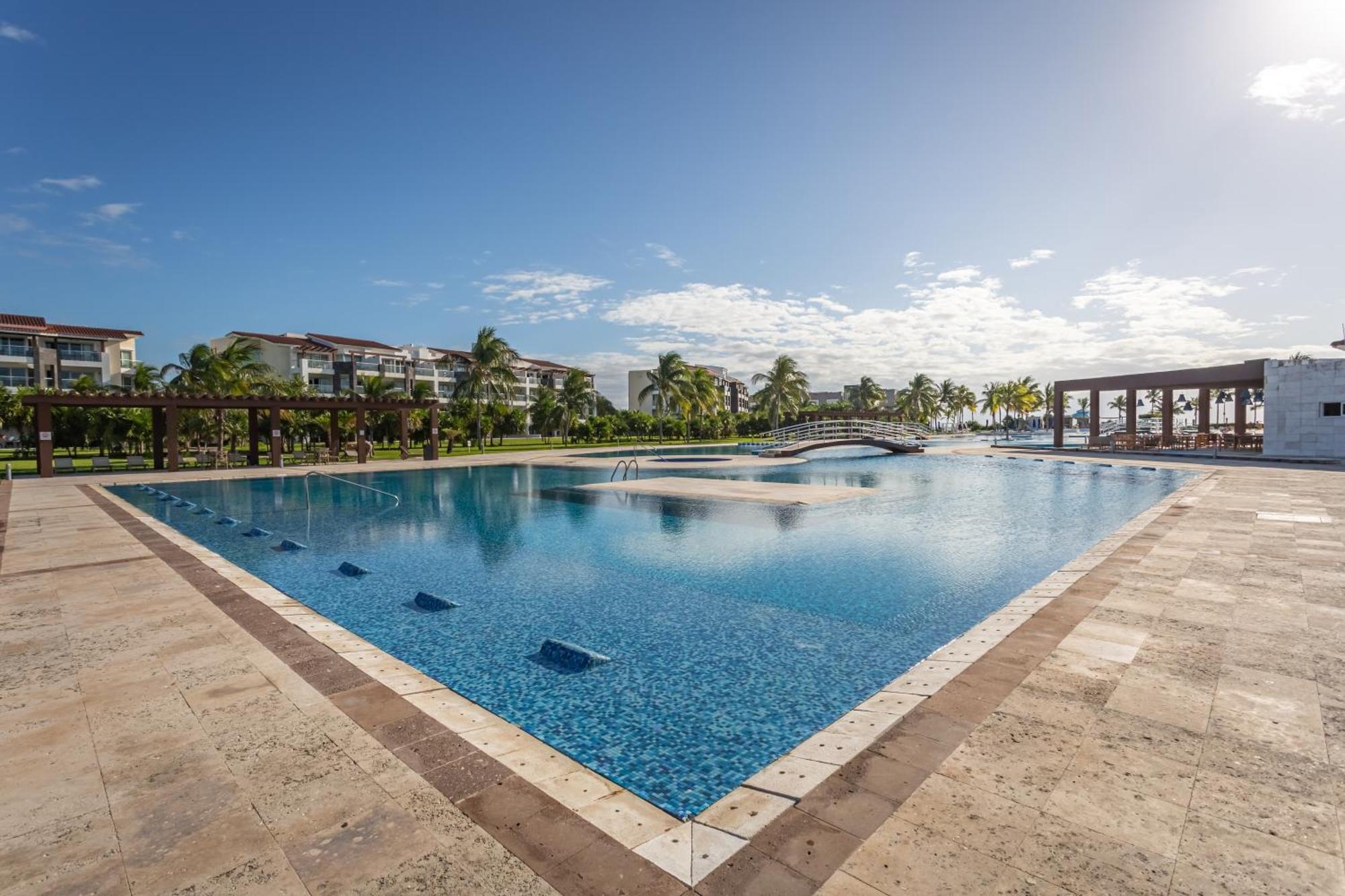 Gorgeous Ocean Front Casa Shell * Playa del Carmen