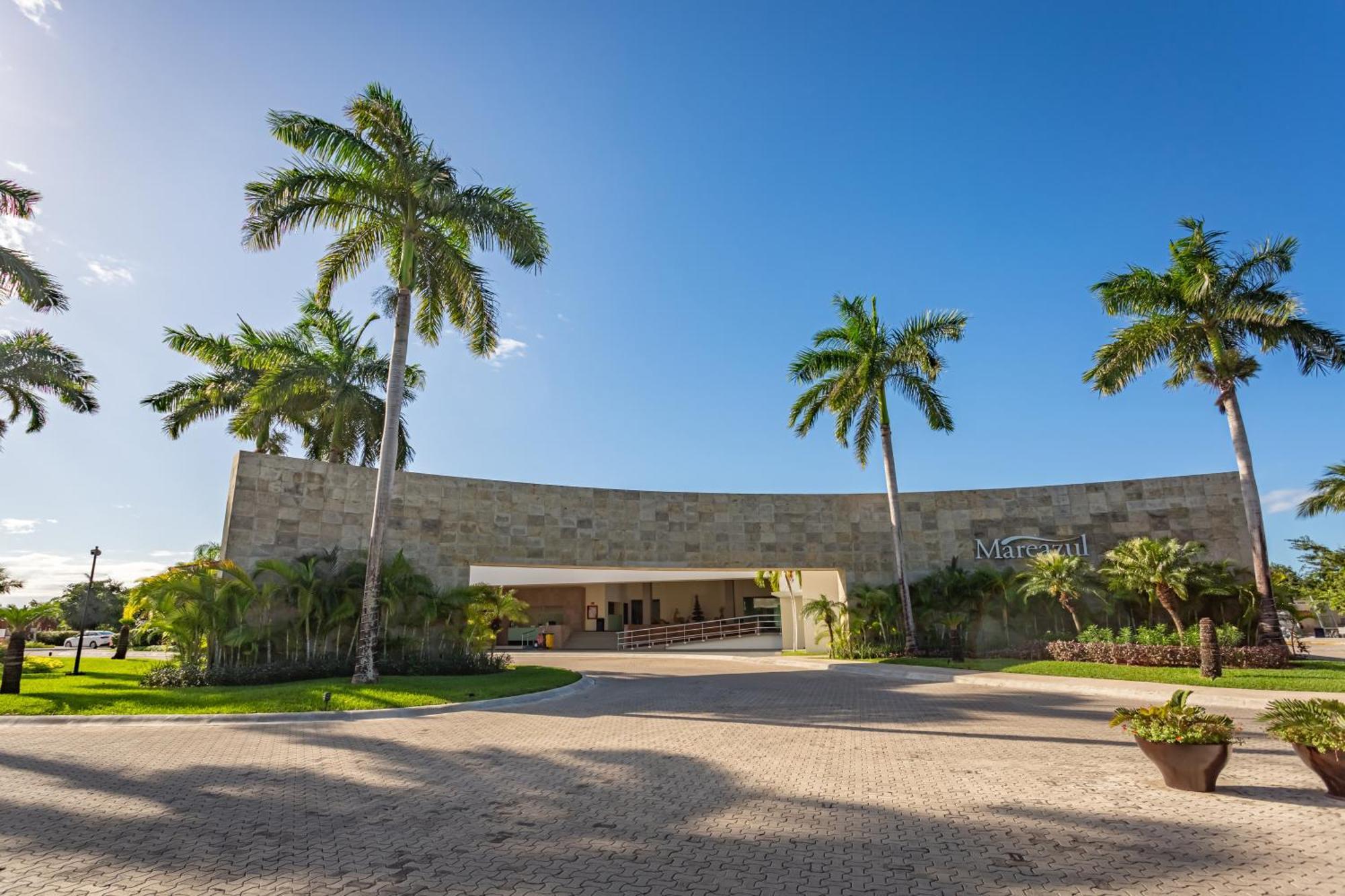 Gorgeous Ocean Front Casa Shell Apartment